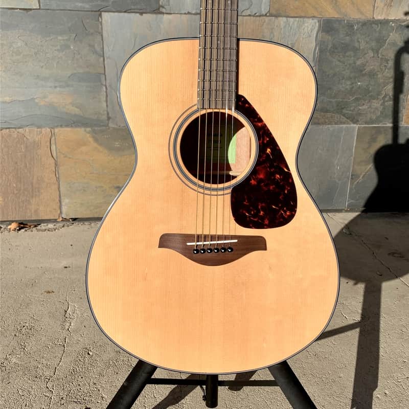 Yamaha FG800 Natural Solid Top