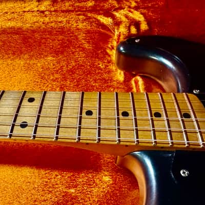 Fender Road Worn Stratocaster 2022 - Black image 9