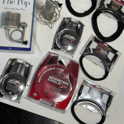Neumann U 87 Ai Complete Vocal Recording Package + Shock Mount, Case, Pop Filter, Cables – Excellent image 9