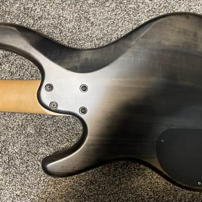 Ibanez EDB405 Ergodyne 5-string Electric Bass 2006 with Hardshell Case image 3