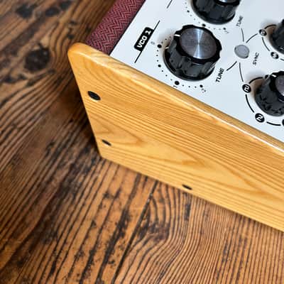 Dreadbox Murmux Adept Edition 8-Voice Polyphonic Synthesizer 2024 - Present - White with Wood Sides image 6