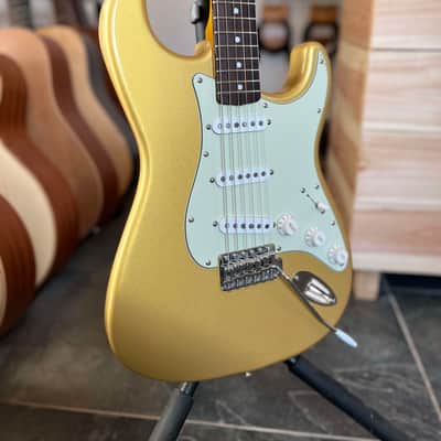 Mambo Mambocaster S 2023 - Gold Nitro image 2
