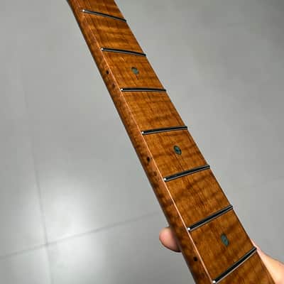 Bone nut Suhr Round-head stainless steel Roasted flame Maple Electric Guitar Neck 22 frets hole 10mm 12in image 5