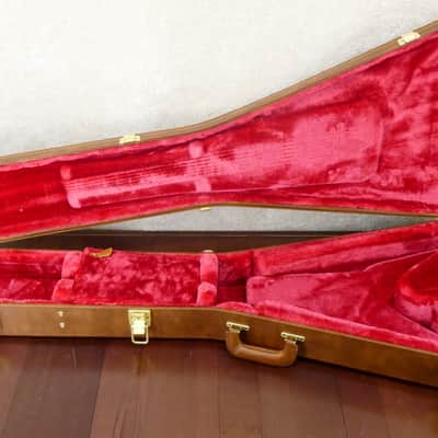 Gibson Flying-V Case Brown Very Lightly Used Looks New Never Gigged ! image 3