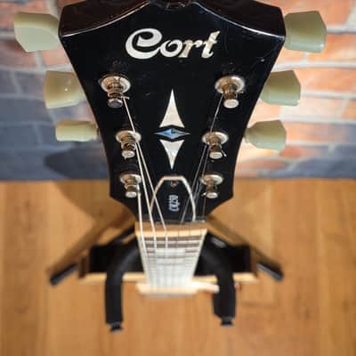 Cort CR250 VB Classic Rock Series Single Cutaway Flame Maple Top HH Vintage Burst image 3
