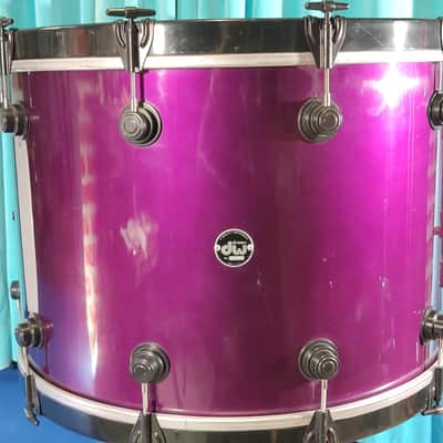 26x18 DW Precollectors maple bass drum Keller shell image 2