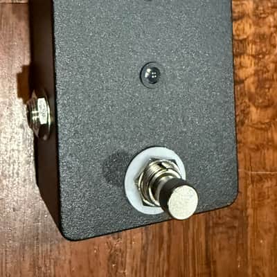 American Loopers TRS A/B Box with Ground image 1