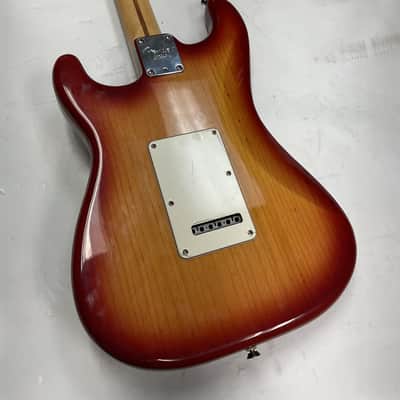 Fender American Series Stratocaster with Rosewood Fretboard 2003 - 2007 - Sienna Sunburst image 8