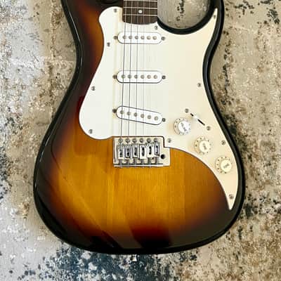 AXL Headliner Sunburst Stratocaster Electric Guitar image 1