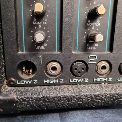 Peavey XR600C 6-Channel Mixer Amp Series 400BH 1994 image 7