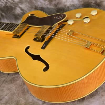 2006 Epiphone Elitist Broadway Guitar in OHSC - Antique Natural image 10