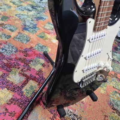 Squier Stratocaster - Black image 6