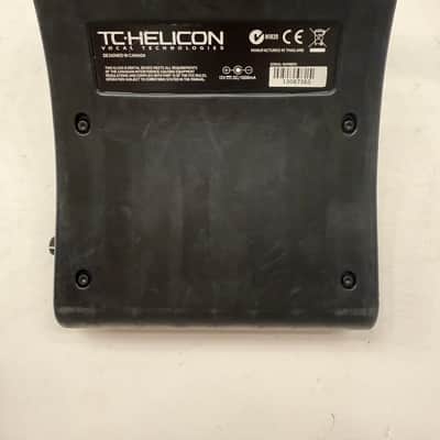 Immagine TC Helicon Voicelive Touch 2 Vocal Multi Effects Processor + Power Supply - 7