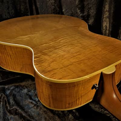 Guild GF30 Westerly Rhode Island built in 1987 Vintage Guild Acoustic Guitar Flame Maple Archback image 15