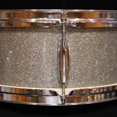 Gracy MIJ Silver Sparkle 6-Lug Snare Drum 5x14 image 5