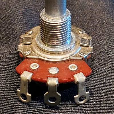 (#98) Stackpole 1Meg Solid Shaft Potentiometer 1971 image 4