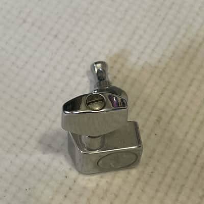 1990's Era USA Fender Logo American Stratocaster Guitar Chrome Staggered Tuners Tuning Pegs 6 In Line image 10