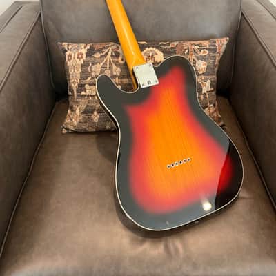 ROSEWOOD - Squier Classic Vibe '60s Telecaster Custom Sunburst image 8