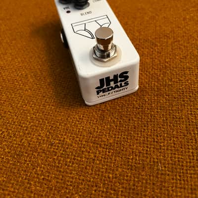 JHS Whitey Tighty Compressor 2019 - Present - White image 2