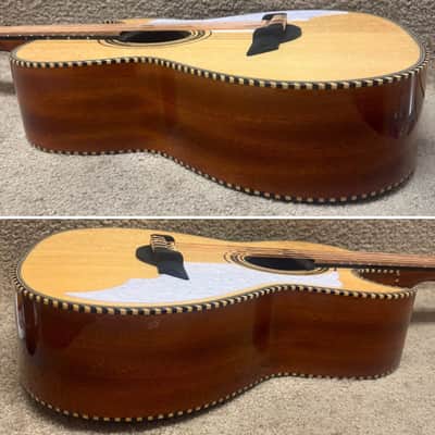 H. Jimenez LBQ2E El Mu'sico Standard Bajo Quinto w/ Padded Gig Bag image 11