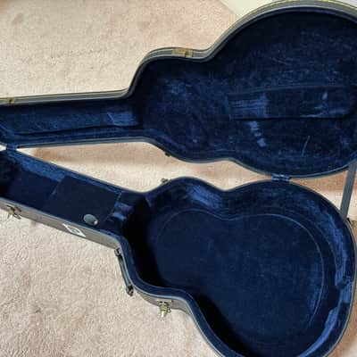 Peerless - Jumbo Archtop guitar case, Vintage 70's-90's image 6