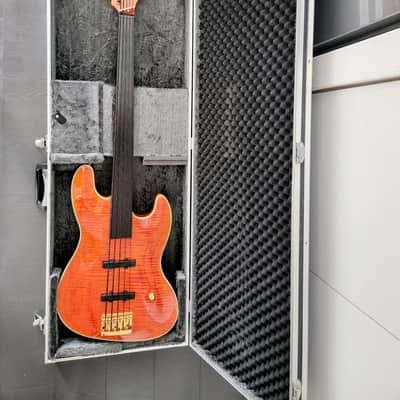 ESP Custom Shop Carve-top Fretless Bass 5-string image 11