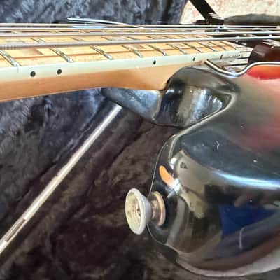 Fender Jazz Bass 3-Bolt with Maple Fretboard 1977 - 1978 - Cherry Sunburst image 11