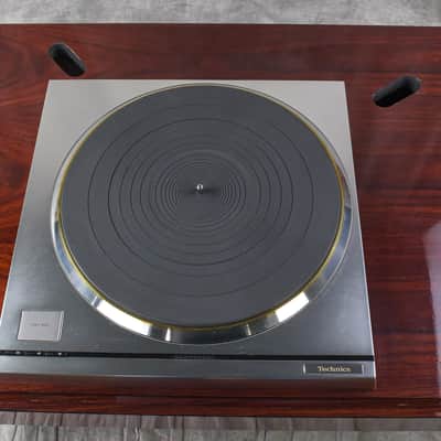 Technics SP-10MK3 Direct Drive Turntable W/ Power Unit in Very Good Condition. image 2