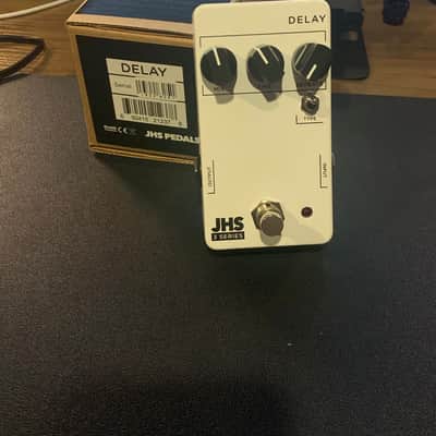 AS NEW! JHS 3 Series Delay image 1