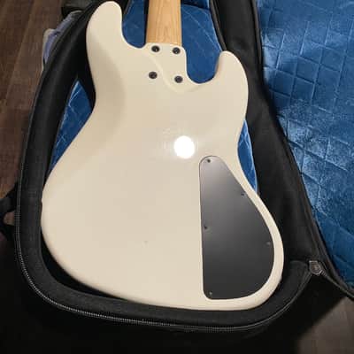 Fclef Jazz Bass 2020 Pearl white image 9