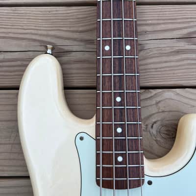 Fender PB-62 Precision Bass Reissue MIJ image 9