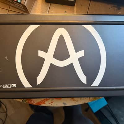 Arturia RackBrute 6U Eurorack Modular Case 2018 - Present - Black image 4