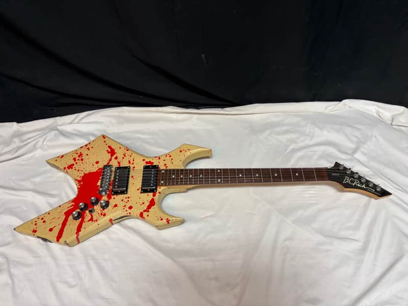 Used B.C Rich Bronze Series Warlock Electric Guitar Local Pickup Item
