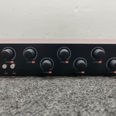 Focusrite Scarlett 18i20 (1st Gen) Audio Interface - 2013-2016 - Red/Black image 3