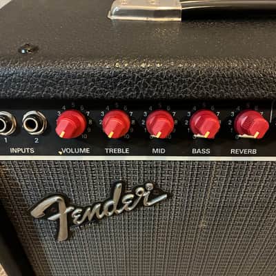 Fender Studio 85 amp-red knob-w/ footswitch 1980s - Black image 2