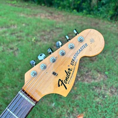 Vintage 1968 Fender Stratocaster w/ HSC image 9