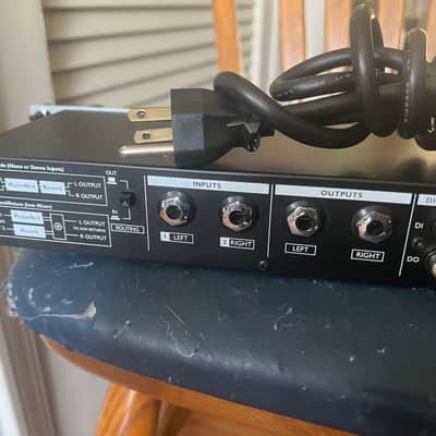 TC Electronic M300 Dual Engine Effects Processor with IEC power cable and rack mount bolts/washers image 6