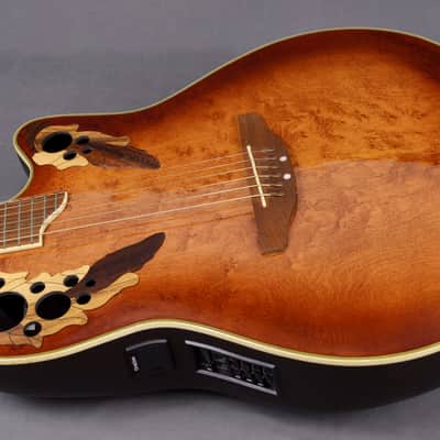RARE Ovation CS 2000 Celebrity Deluxe Limited Edition Cherry Sunburst Flame Birdseye Maple ~MINT Top~ Elite image 6