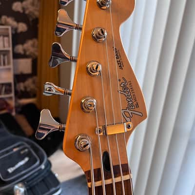 Fender Standard Jazz Bass V - Midnight Wine - 5 String image 3