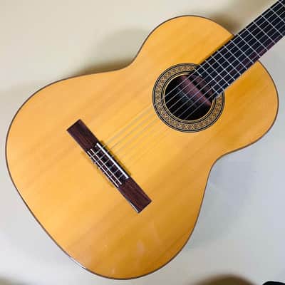 MANUEL FERNANDEZ MF-18S Hand Crafted in Spain - Natural Classical Guitar w/Hard case image 2