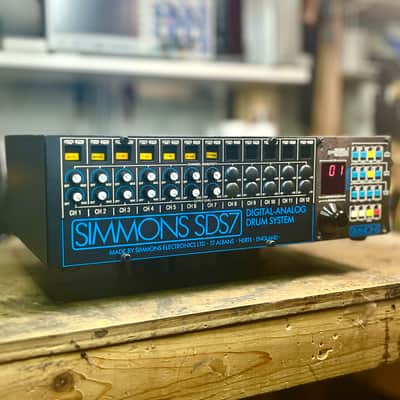 SIMMONS SDS7 ELECTRONIC DRUM SYNTHESIZER image 2