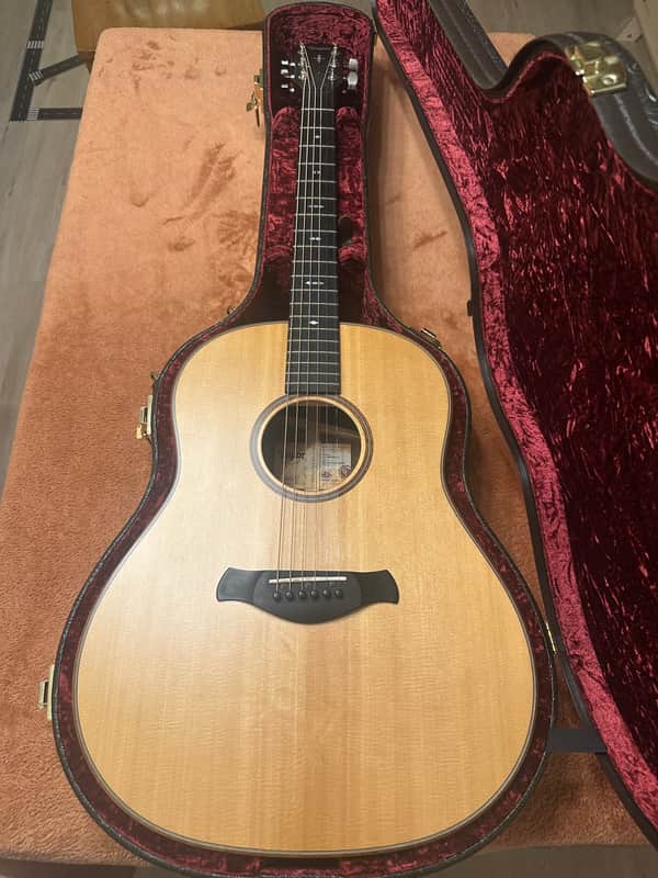 Taylor Builder's Edition 717e with V-Class Bracing 2019 - Present - Natural image 1