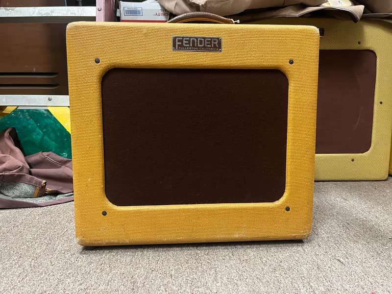 Fender Vintage Deluxe Amp 1948 Guitar Combo - Local Pickup Only! image 1