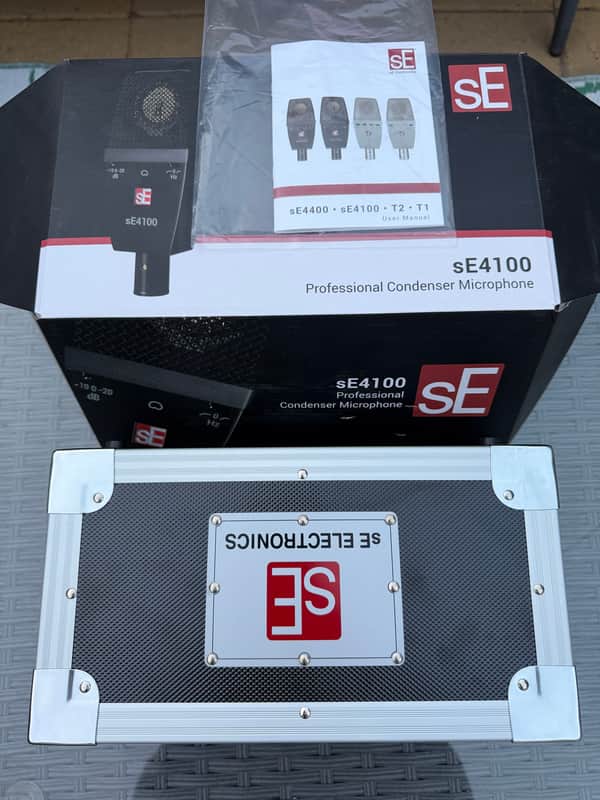 sE Electronics SE4100 Large Diaphragm Cardioid Condenser Microphone