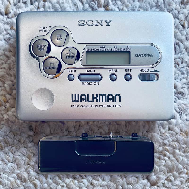 SONY WM-FX877 Walkman Cassette Player ! EX Looking ! Working ! image 1