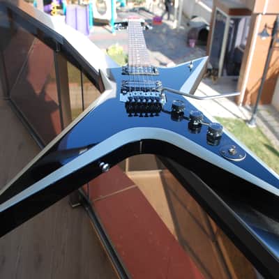 Washburn Dime 2ST Stealth with SH13 Dimebucker + 500k V Pot + 3ST Covers image 10