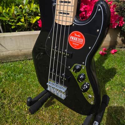 Squier Affinity Active Jazz Bass V image 3