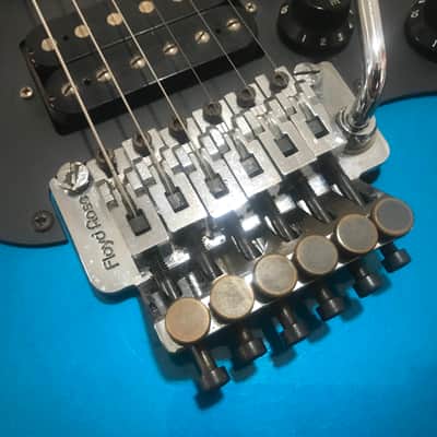 1987 Kramer Focus 3000 Blue image 3