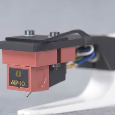 Nagaoka MP-10 Phono Stereo Cartridge W/ Head shell In Excellent Condition image 4