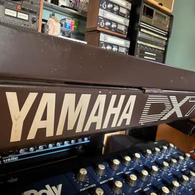 Yamaha DX7 - 2 ROMs + Manual image 7